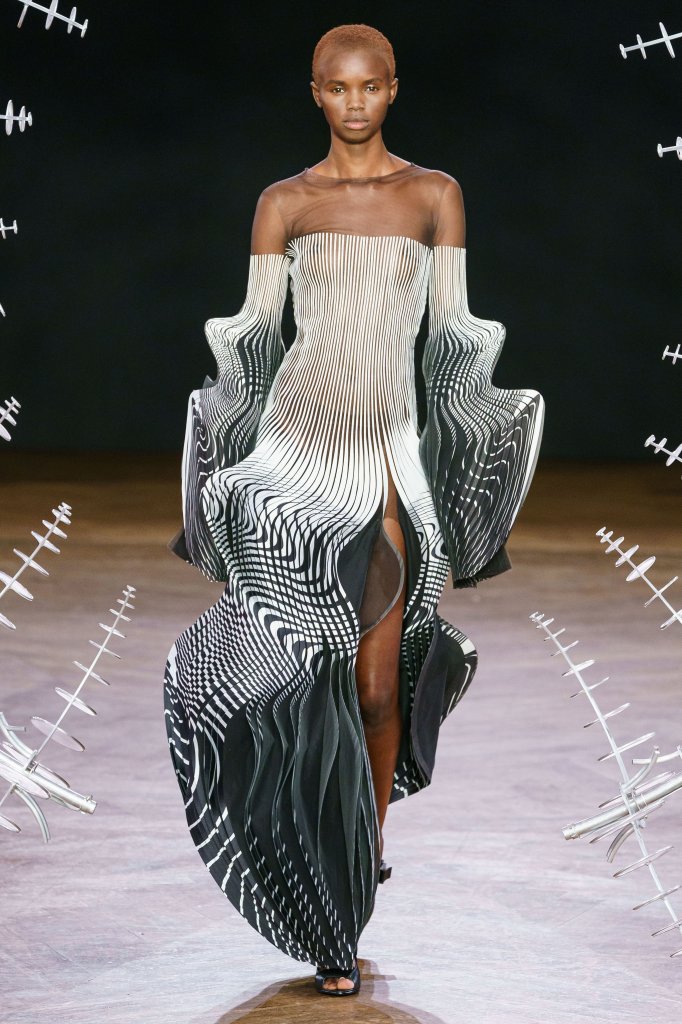 艾里斯·范·荷本 iris van herpen 2019/20秋冬高级定制秀 paris