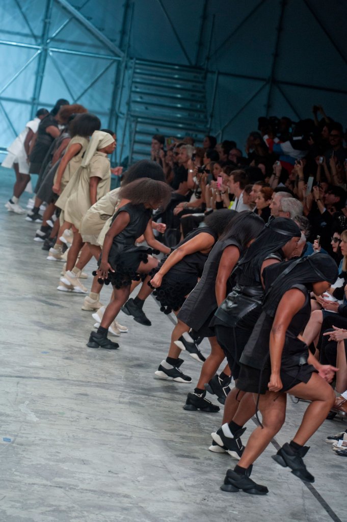 瑞克·欧文斯 Rick Owens 2014春夏时装发布秀 - Paris Spring 2014