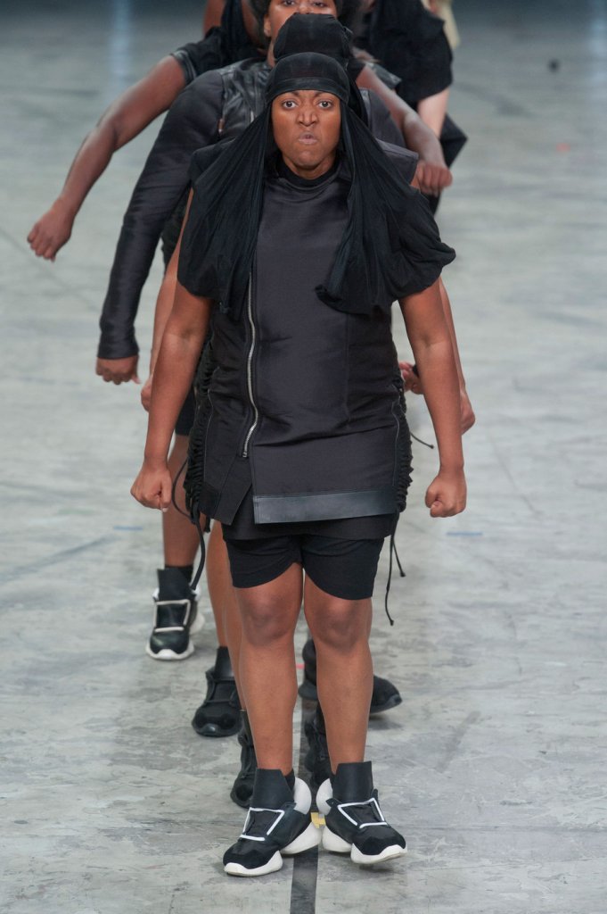 瑞克·欧文斯 Rick Owens 2014春夏时装发布秀 - Paris Spring 2014