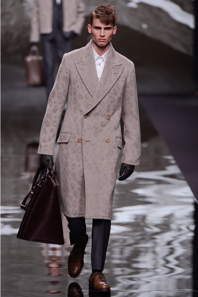 路易·威登 Louis Vuitton 2013秋冬系列男装发布秀 - Paris Fall 2013 Menswear