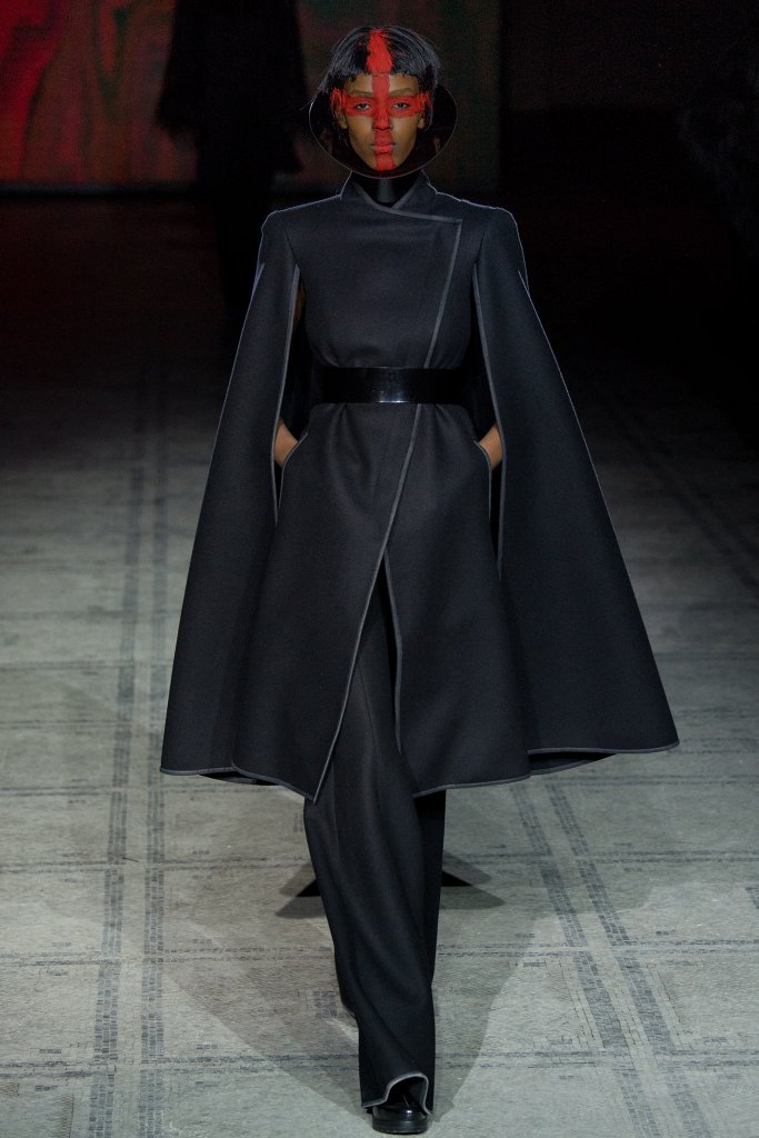 加勒斯·普 Gareth Pugh 2015/16秋冬系列时装发布秀 - London Fall 2015