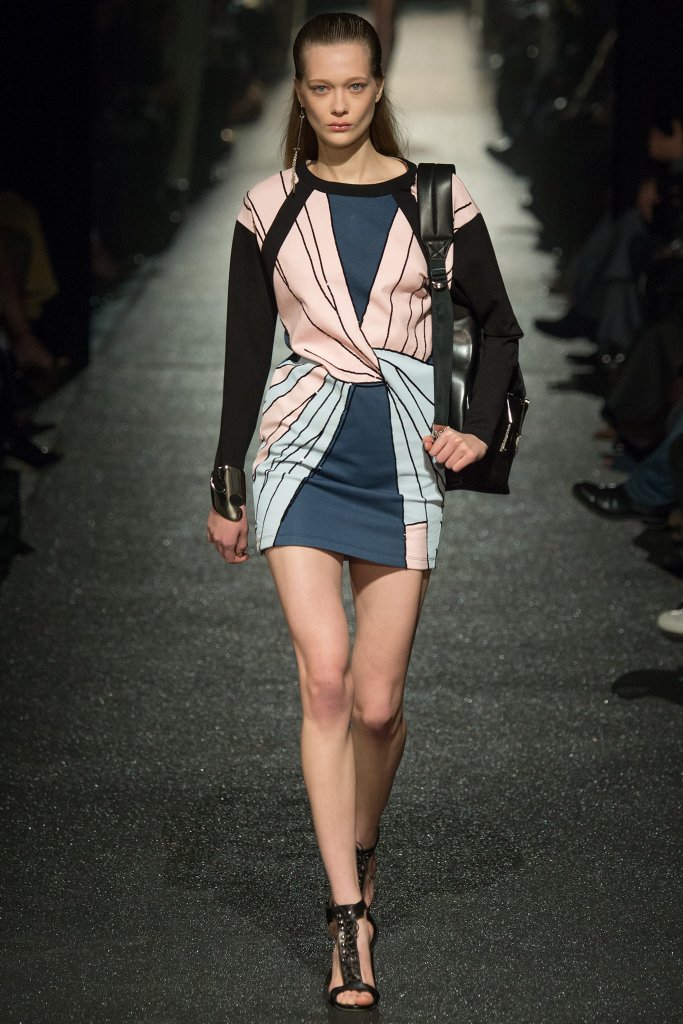 艾历克西斯·马毕 Alexis Mabille 2015/16秋冬系列时装发布秀 - Paris Fall 2015