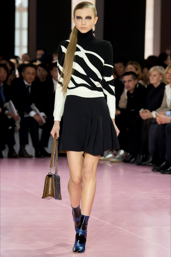 克里斯汀·迪奥 Christian Dior 2015/16秋冬系列时装发布秀 - Paris Fall 2015