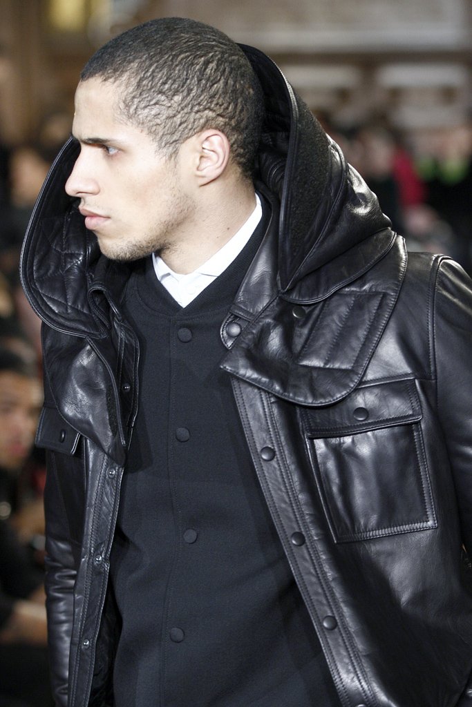 纪梵希  Givenchy  2010/11秋冬系列男装发布秀(细节部分) - Paris  Fall 2010 Menswear