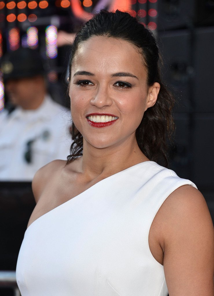 米歇尔·罗德里格兹 michelle rodriguez 街拍集(1)