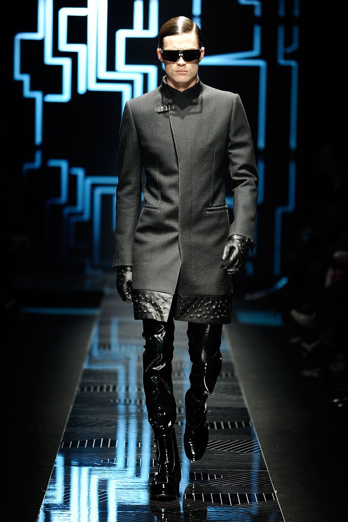 范思哲   Versace  2010/11秋冬系列男装发布秀 - Milan  Fall 2010 Menswear