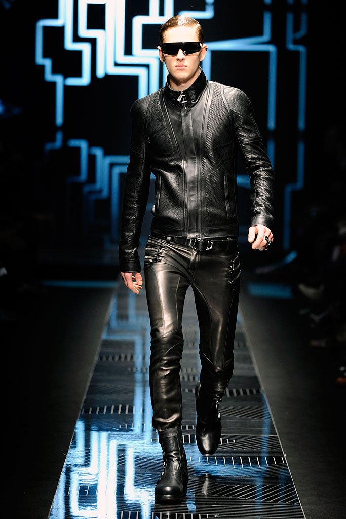 范思哲   Versace  2010/11秋冬系列男装发布秀 - Milan  Fall 2010 Menswear