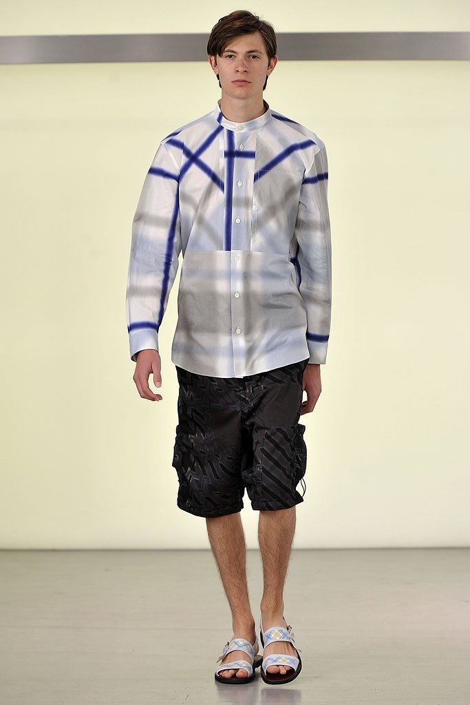 三宅一生   Issey Miyake   2011春夏男装发布秀 - Paris   Spring / Summer 2011 Men's