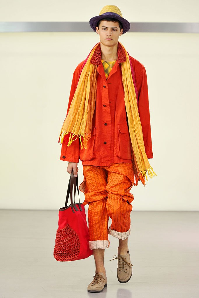 三宅一生   Issey Miyake   2011春夏男装发布秀 - Paris   Spring / Summer 2011 Men's