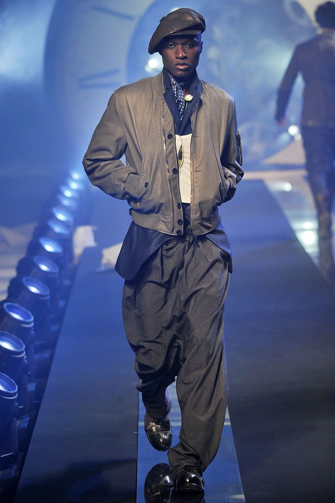 约翰·加利亚诺  John Galliano  2011春夏男装发布秀 - Paris   Spring / Summer 2011 Men's