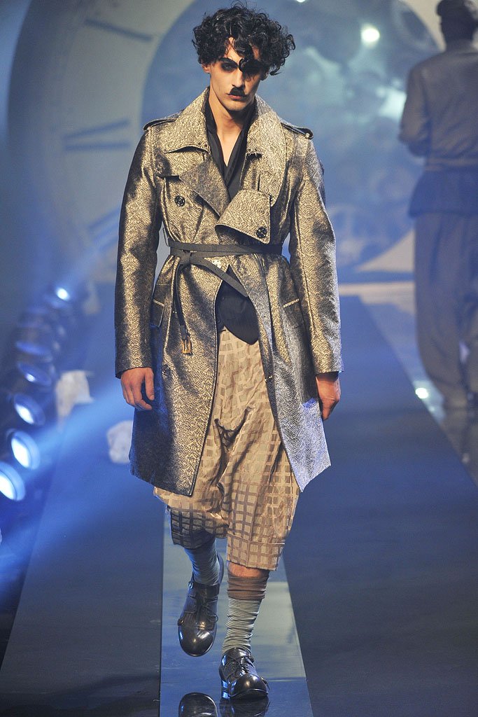 约翰·加利亚诺  John Galliano  2011春夏男装发布秀 - Paris   Spring / Summer 2011 Men's