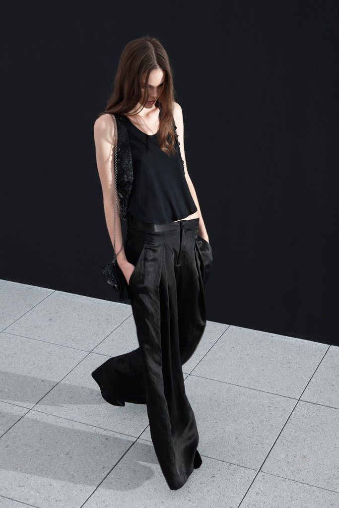 泰斯金斯的希尔瑞   Theyskens' Theory   2011春夏高级成衣系列时装Lookbook - Spring / Summer