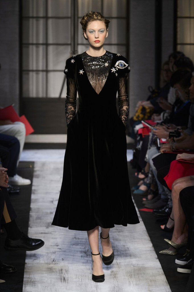 夏帕瑞丽 Schiaparelli 2015/16秋冬高级定制发布秀－Couture Fall 2015