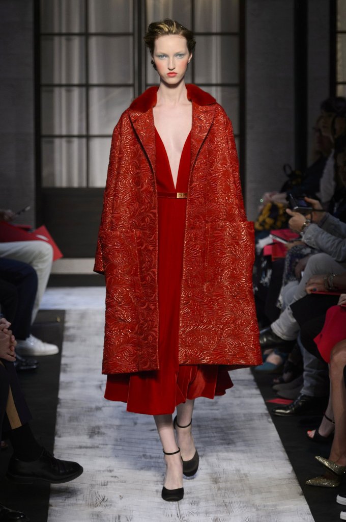 夏帕瑞丽 Schiaparelli 2015/16秋冬高级定制发布秀－Couture Fall 2015