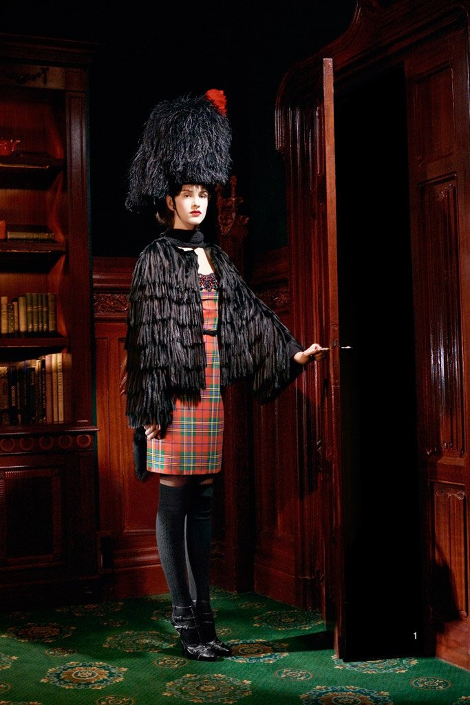  克里斯汀·迪奥   Christian Dior  2011早秋度假系列时装Lookbook(Pre-Fall 2011)