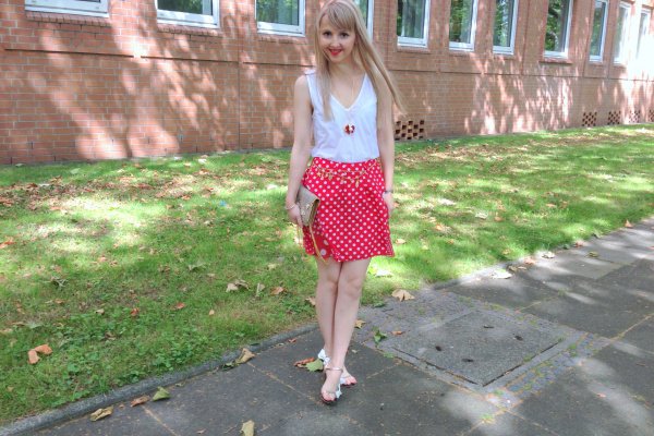 RED & WHITE POLKA DOT