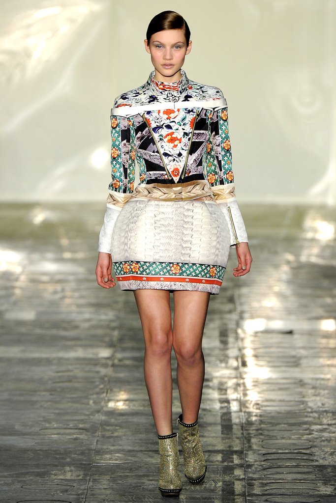 玛丽·卡特兰佐  Mary Katrantzou  2011秋冬高级成衣系列时装发布秀 — London Fall 2011