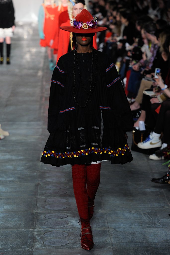  密海姆-克希霍夫  Meadham Kirchhoff   2011秋冬高级成衣系列时装发布秀 — New York Fall 2011