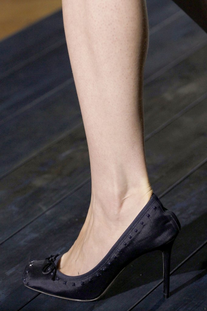 华伦天奴  Valentino 2012/13秋冬高级定制系列时装发布秀(细节部分) — Couture Fall 2012