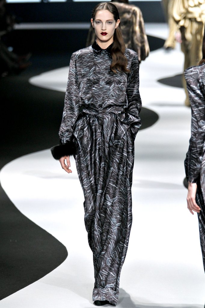 Viktor & Rolf 2012/13秋冬系列时装发布秀 - Paris Fall 2012