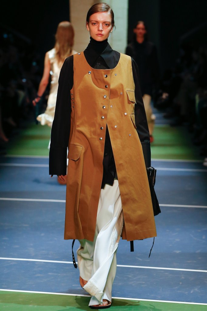 思琳 Céline 2016/17秋冬高级成衣发布秀 - Paris Fall 2016