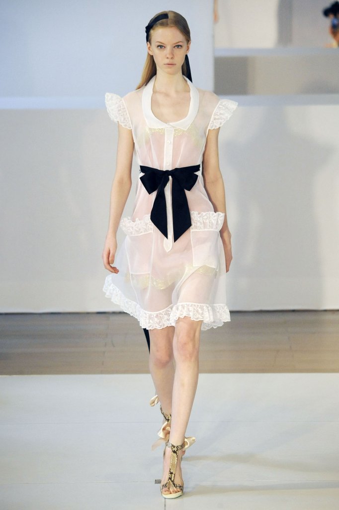 艾历克西斯·马毕 Alexis Mabille 2009/10秋冬高级定制发布秀 - Couture Fall 2009