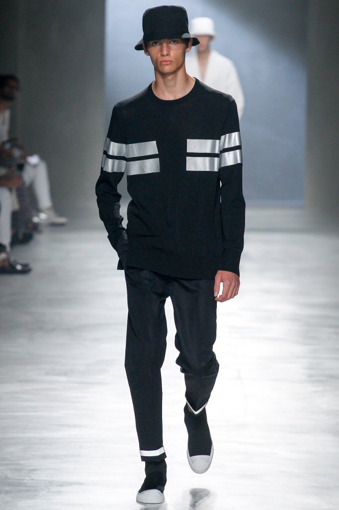 尼奥·贝奈特 Neil Barrett 2018春夏男装发布秀 - Milan Spring 2018