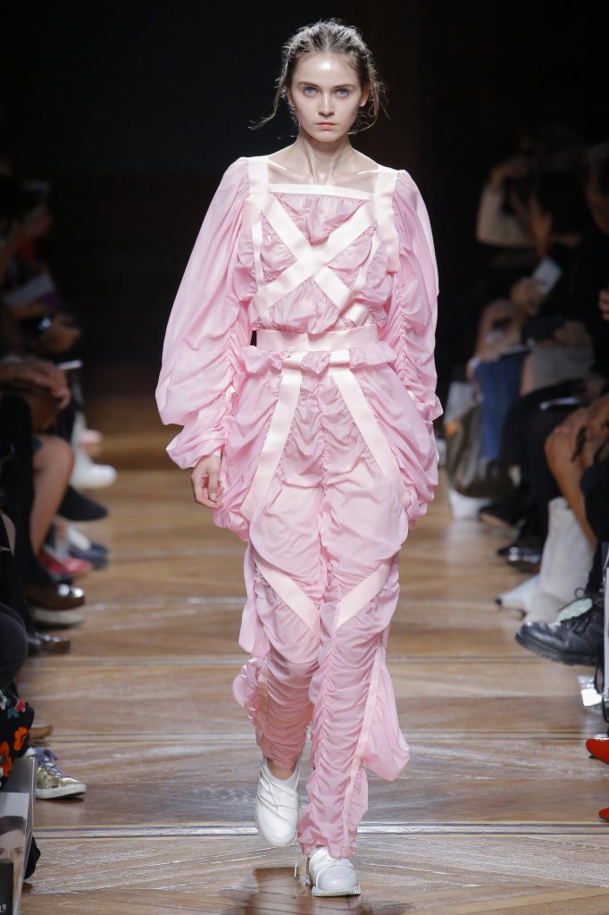 Anrealage 2018春夏高级成衣发布秀 - Paris Spring 2018