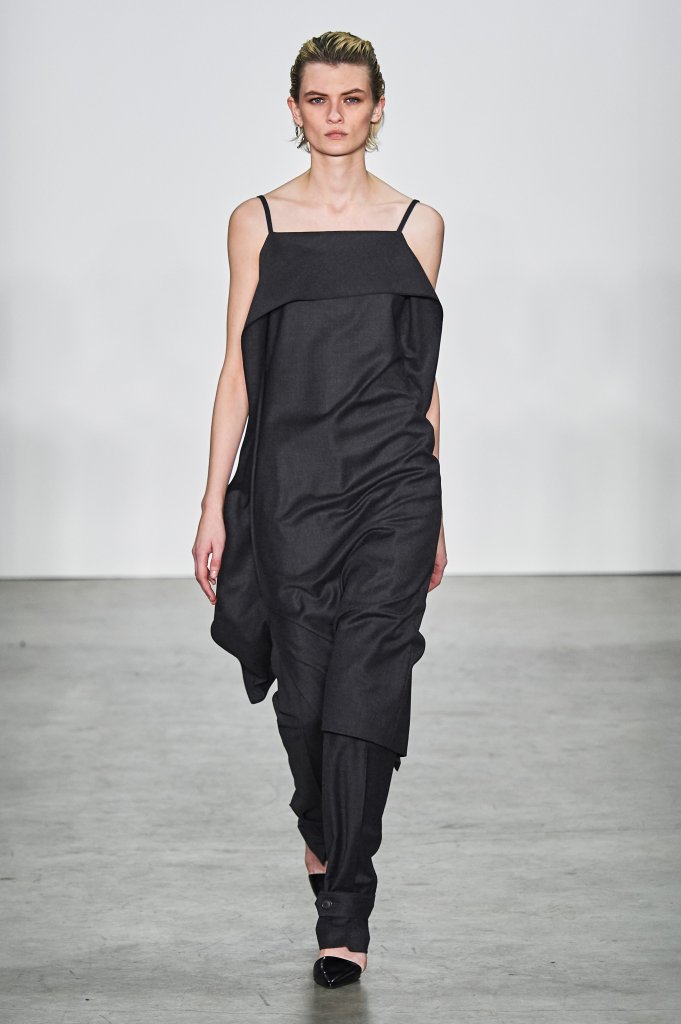 海尔姆特·朗 Helmut Lang 2019/20秋冬高级成衣秀 - New York Fall 2019