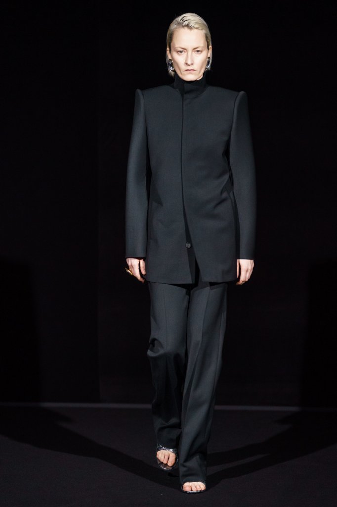 巴黎世家 Balenciaga 2019/20秋冬高级成衣秀 - Paris Fall 2019