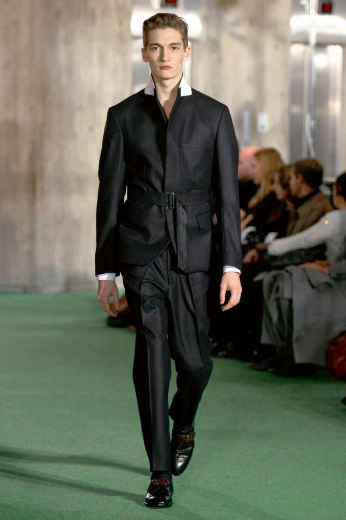 德赖斯·范诺顿 Dries Van Noten 2009/10秋冬男装秀 - Paris Fall 2009