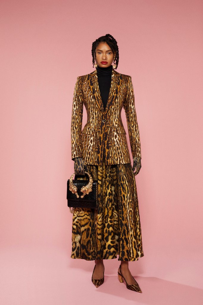 罗伯特·卡沃利 Roberto Cavalli 2022早秋系列Lookbook(Pre-Fall 2022)