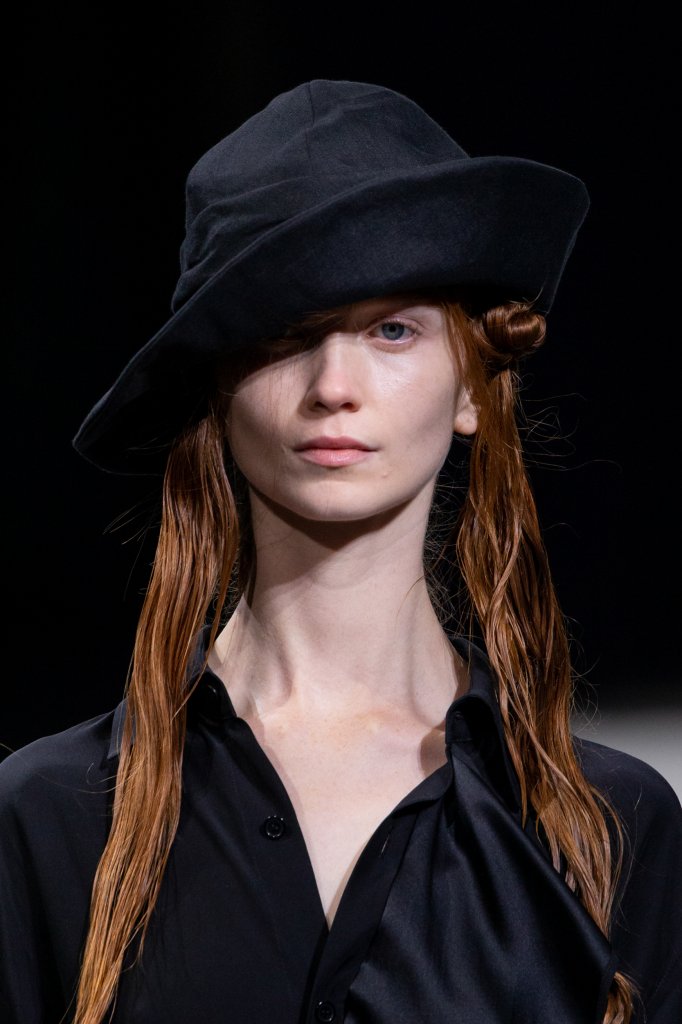 山本耀司 Yohji Yamamoto 2023春夏高级成衣秀(细节) - Paris Spring 2023