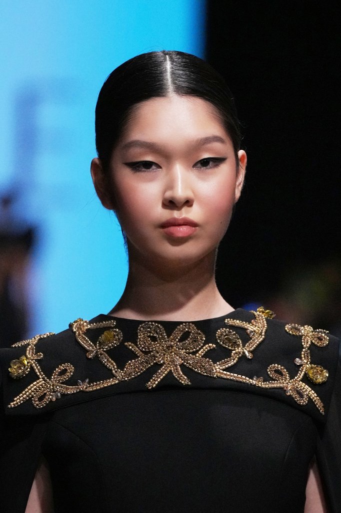 Nihan Peker 2022/23秋冬高级定制秀(细节) - Dubai Couture Fall 2022