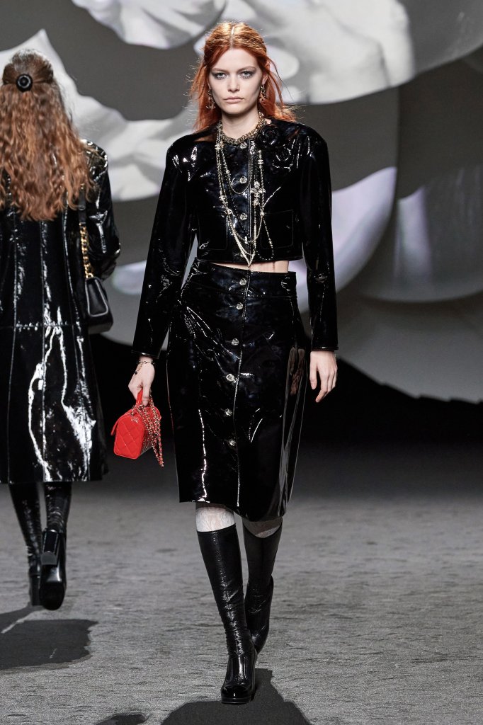 香奈儿 Chanel 2023/24秋冬高级成衣秀 - Paris Fall 2023