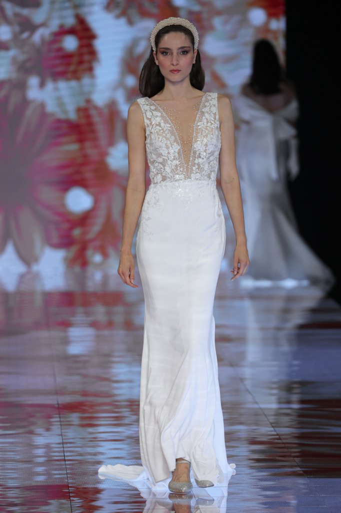 Modeca 2024春夏婚纱礼服秀 - Barcelona Bridal 2024