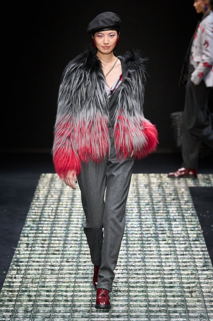 安普里奥·阿玛尼 Emporio Armani 2024/25秋冬高级成衣秀 - Milan Fall 2024