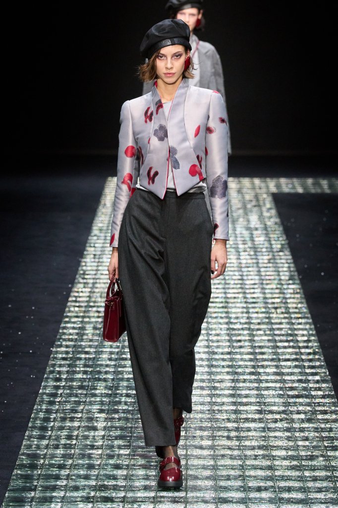 安普里奥·阿玛尼 Emporio Armani 2024/25秋冬高级成衣秀 - Milan Fall 2024