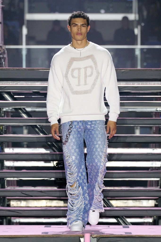 菲利普·普兰 Philipp Plein 2024/25秋冬高级成衣秀 - Milan Fall 2024