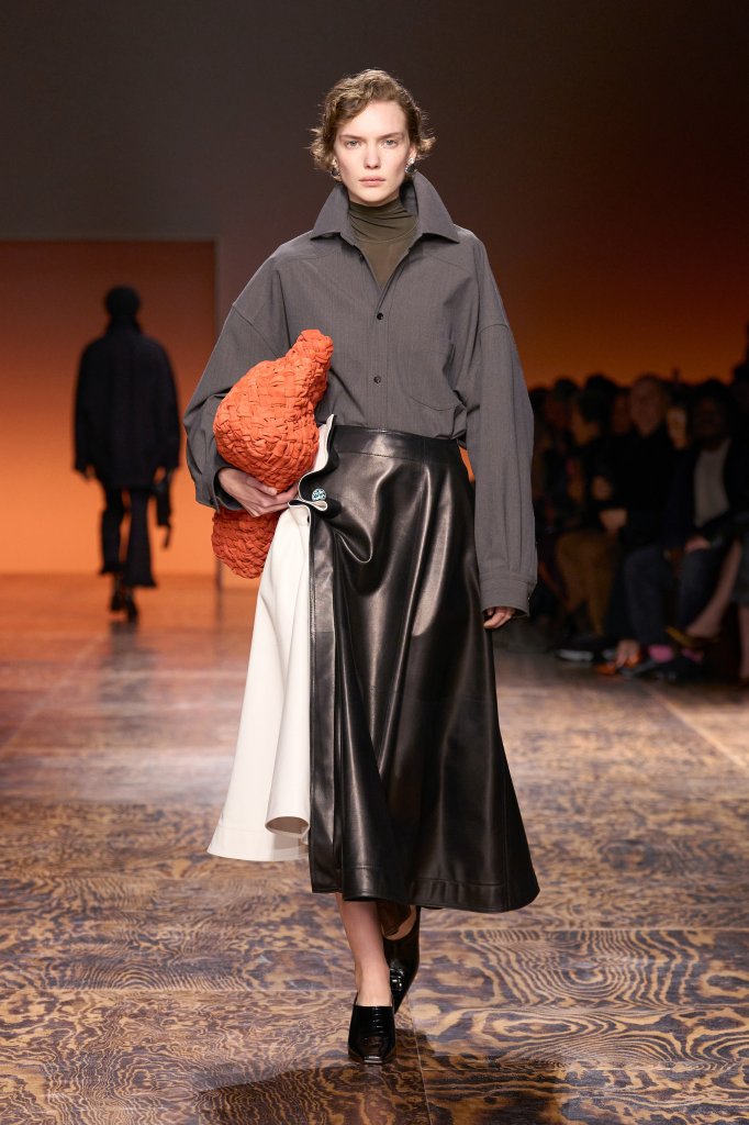 葆蝶家 Bottega Veneta 2024/25秋冬高级成衣秀 - Milan Fall 2024