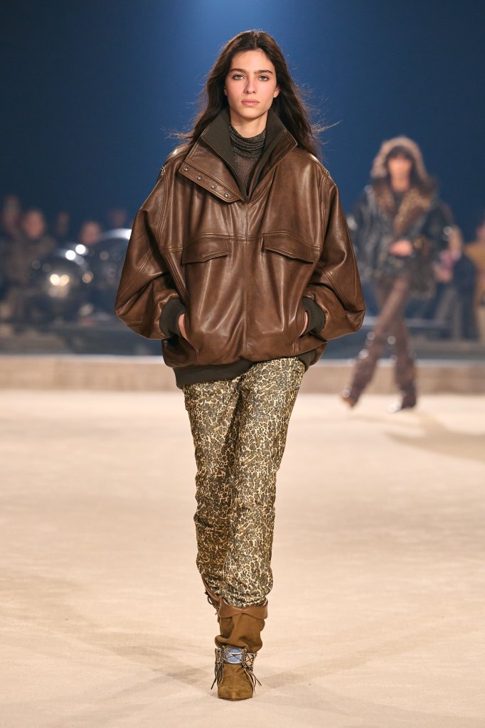 伊莎贝尔·玛兰 Isabel Marant 2024/25秋冬高级成衣秀 - Paris Fall 2024