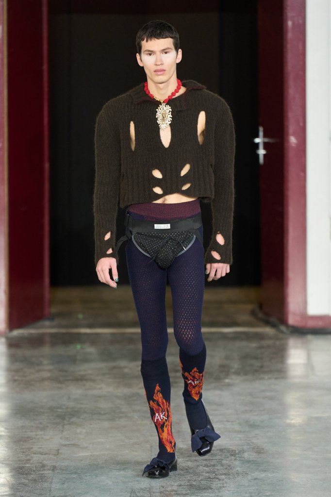 Andreas Kronthaler for Vivienne Westwood 2024/25秋冬高级成衣秀 - Paris Fall 2024