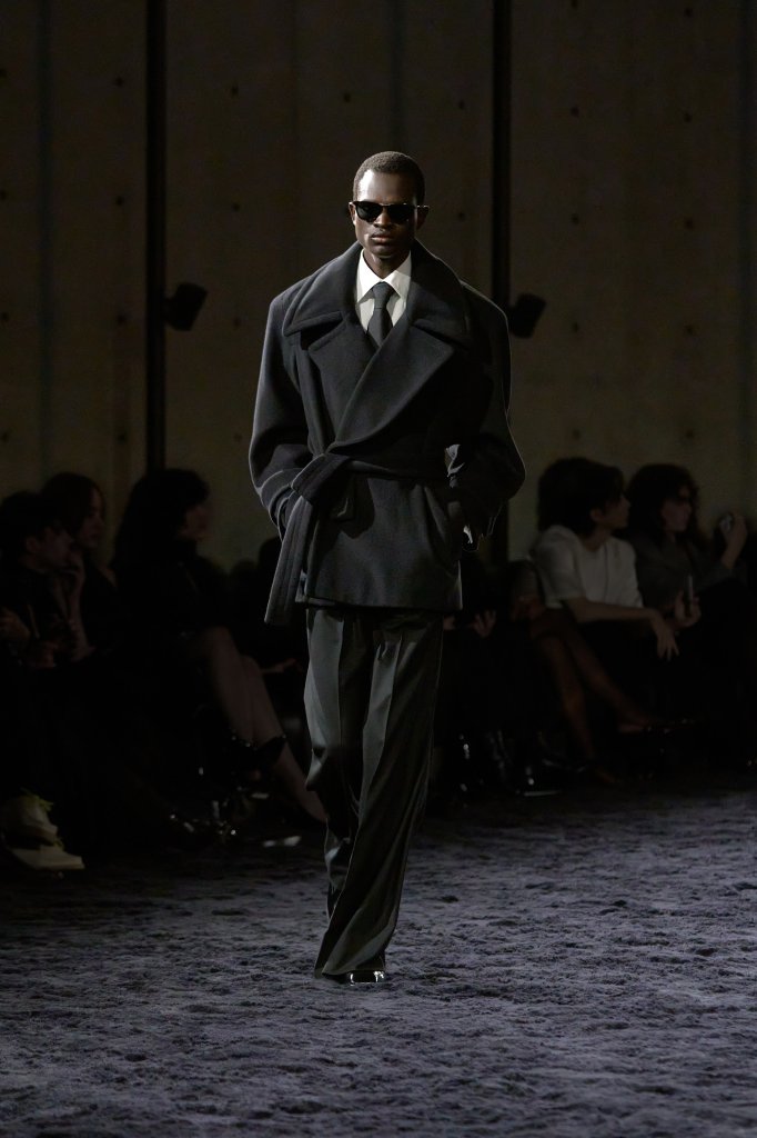 圣罗兰 Saint Laurent 2024/25秋冬男装秀 - Paris Fall 2024