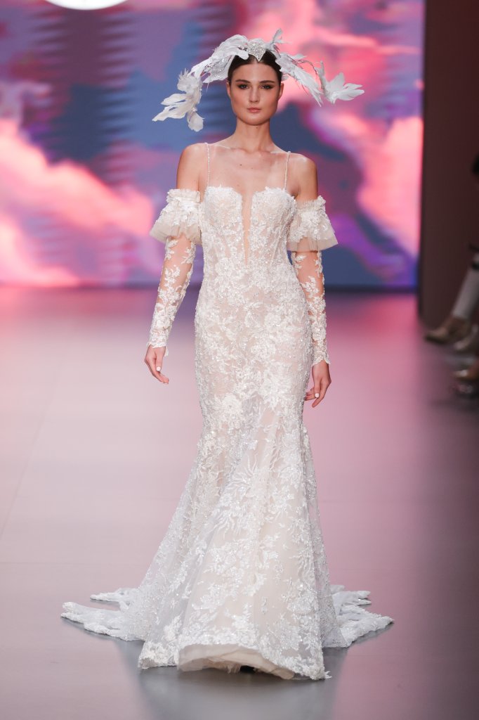 Madam Burcu 2025春夏婚纱礼服秀 - Barcelona Bridal 2025