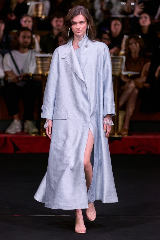 艾历克西斯·马毕 Alexis Mabille 2024/25秋冬高级定制秀 - Couture Fall 2024