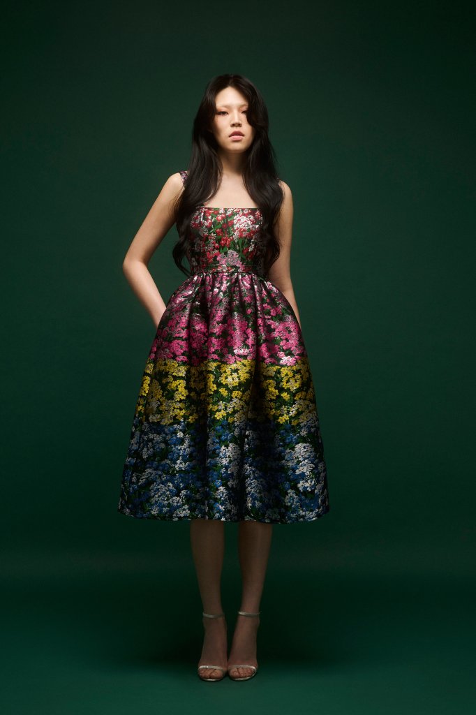 玛丽·卡特兰佐 Mary Katrantzou 2024春夏高级成衣Lookbook