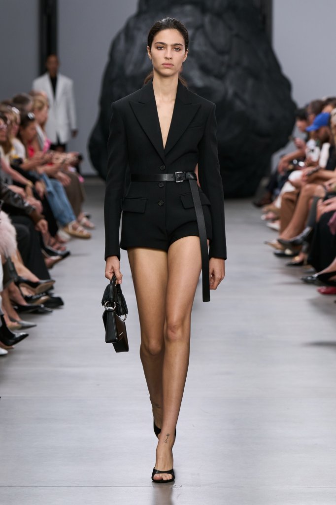 迈克高仕 Michael Kors Collection 2025春夏高级成衣秀 - New York Spring 2025