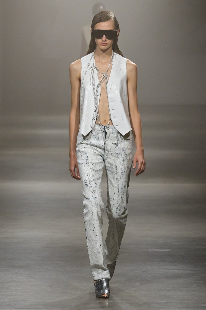 MM6 Maison Margiela 2025春夏高级成衣秀 - Milan Spring 2025