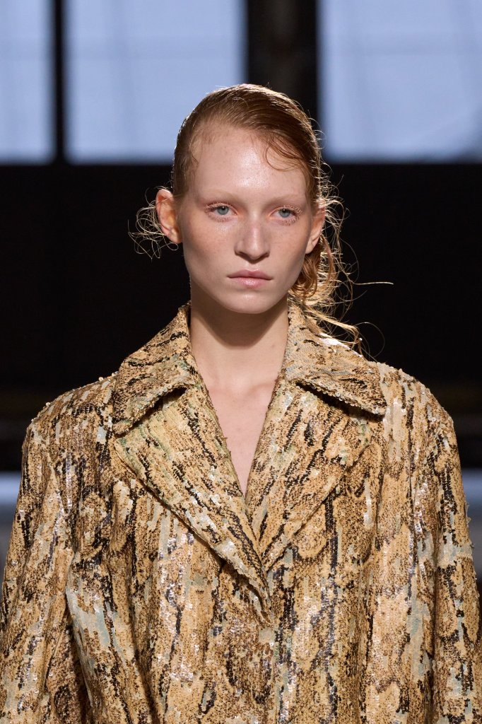 德赖斯·范诺顿 Dries Van Noten 2025春夏高级成衣秀(细节) - Paris Spring 2025