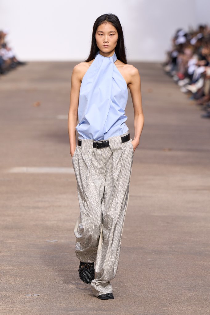 斯特拉·麦卡特尼 Stella McCartney 2025春夏高级成衣秀 - Paris Spring 2025